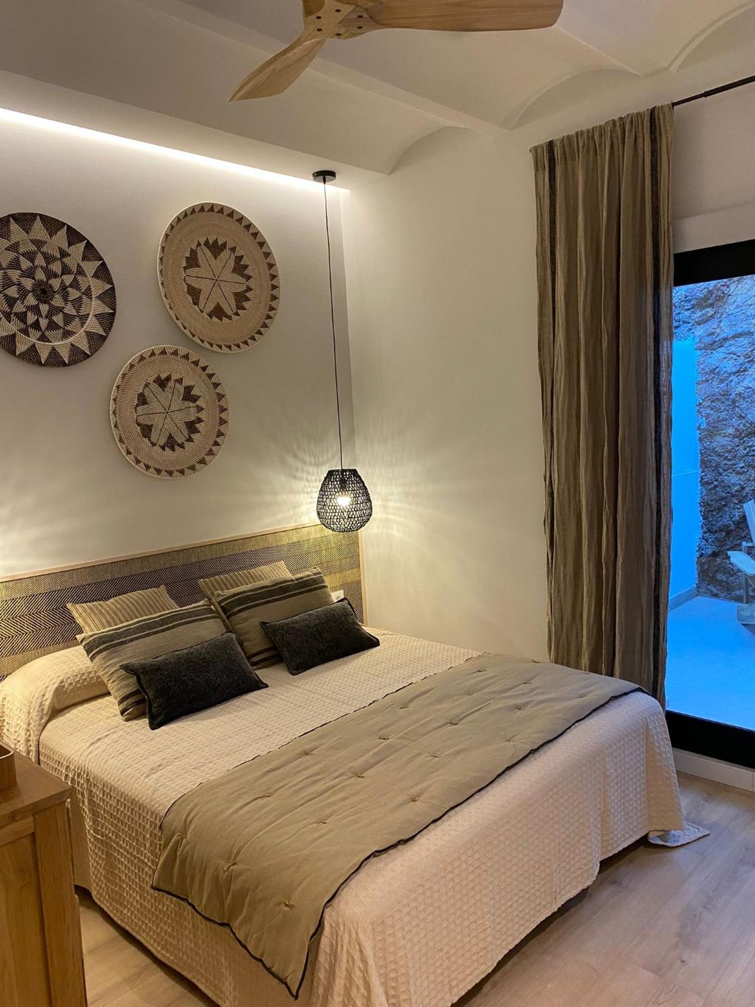 Bypillow Cap Sa Sal (Adults Only) Begur Bilik gambar